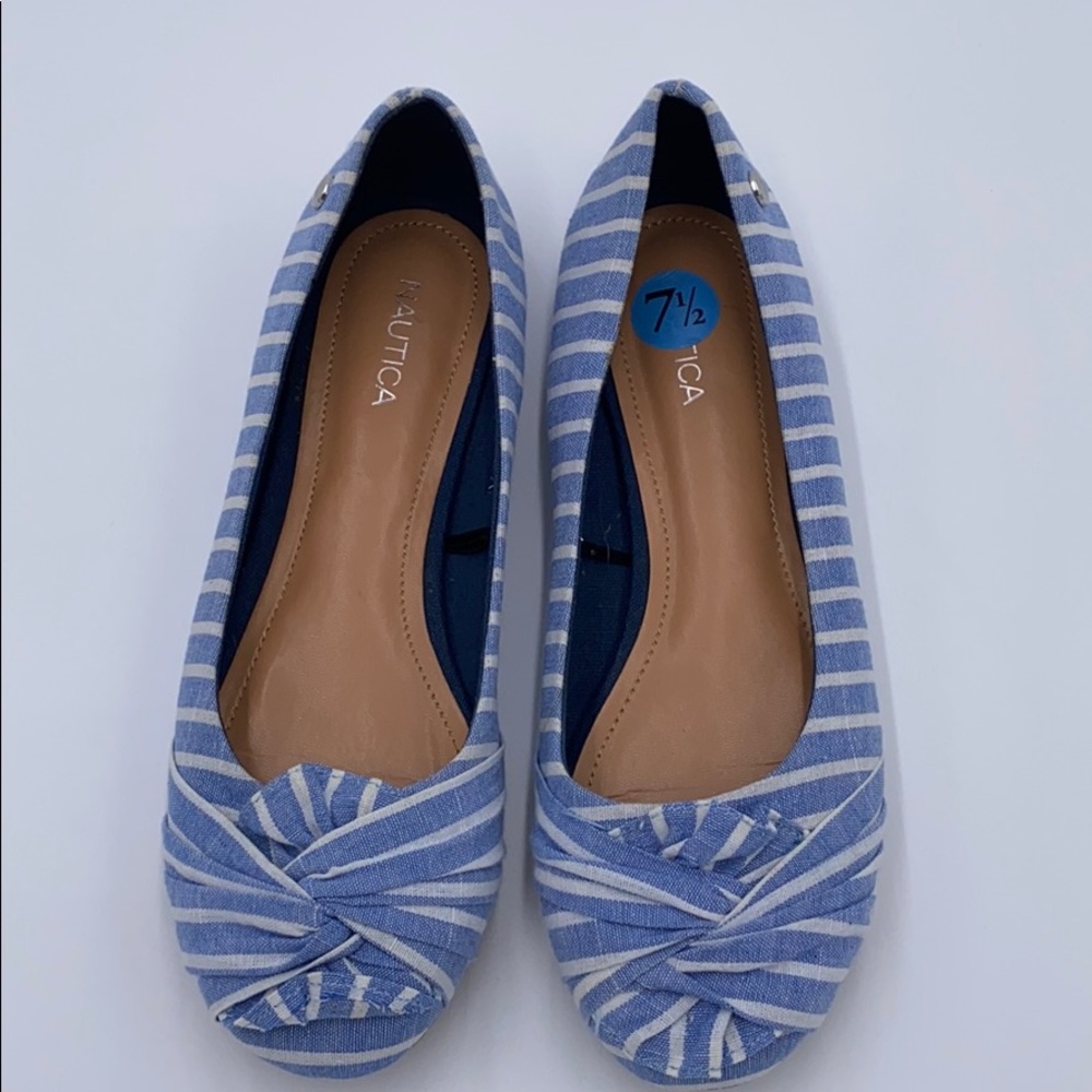 Nautica blue and white flats